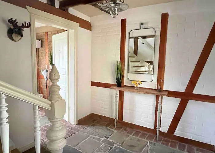 Fachwerkhaus Am Waldesrand * 索林根